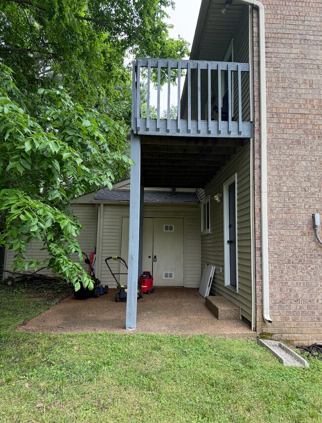 Foto del edificio - 426 Hill Rd