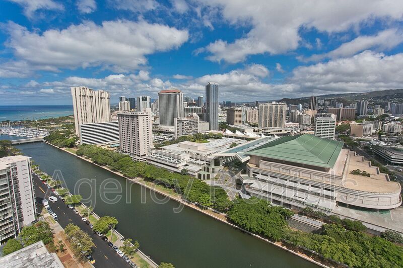 Primary Photo - 1717 Ala Wai Blvd