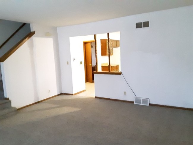 Foto del edificio - Three Bedroom Townhouse