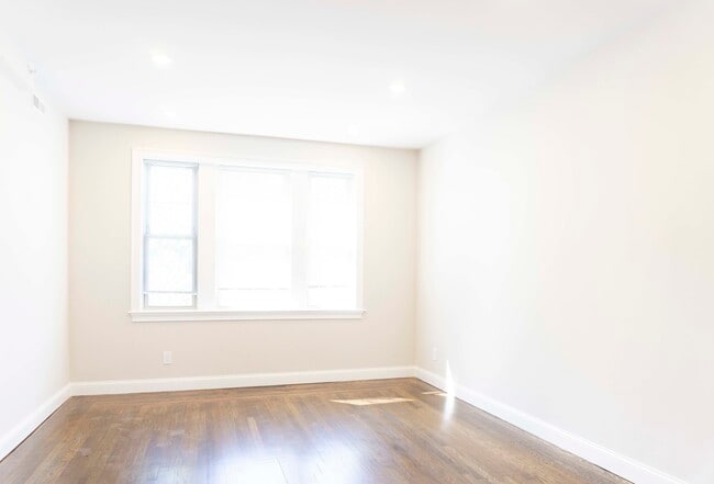 Foto del edificio - 2017 Commonwealth Ave