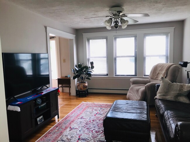 Building Photo - 76 Normandy Ave
