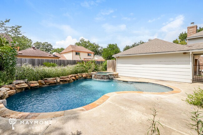 Building Photo - Spacious Katy Home with Backyard Oasis