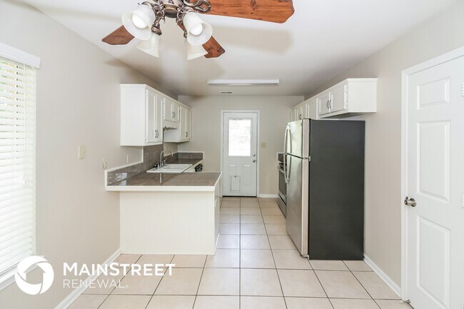 Foto del edificio - 4355 Shadow Ridge Dr