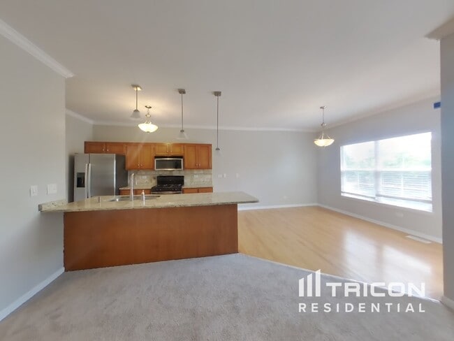 Building Photo - 23047 Ironwood Dr