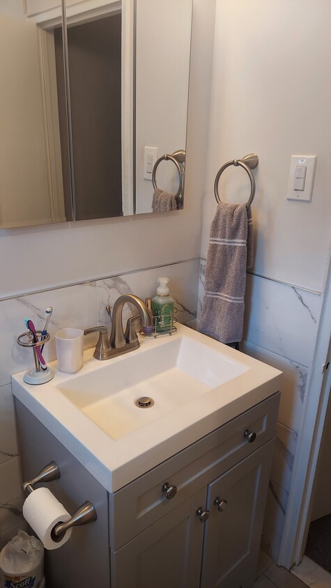 Foto principal - 7360 255th St