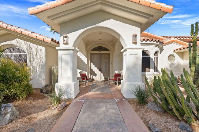 Building Photo - 73110 Calliandra St