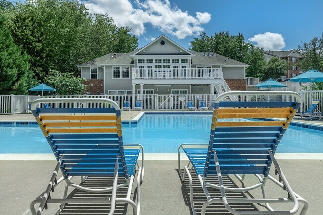 Foto del edificio - Overlook at Falling Creek Apartment Homes
