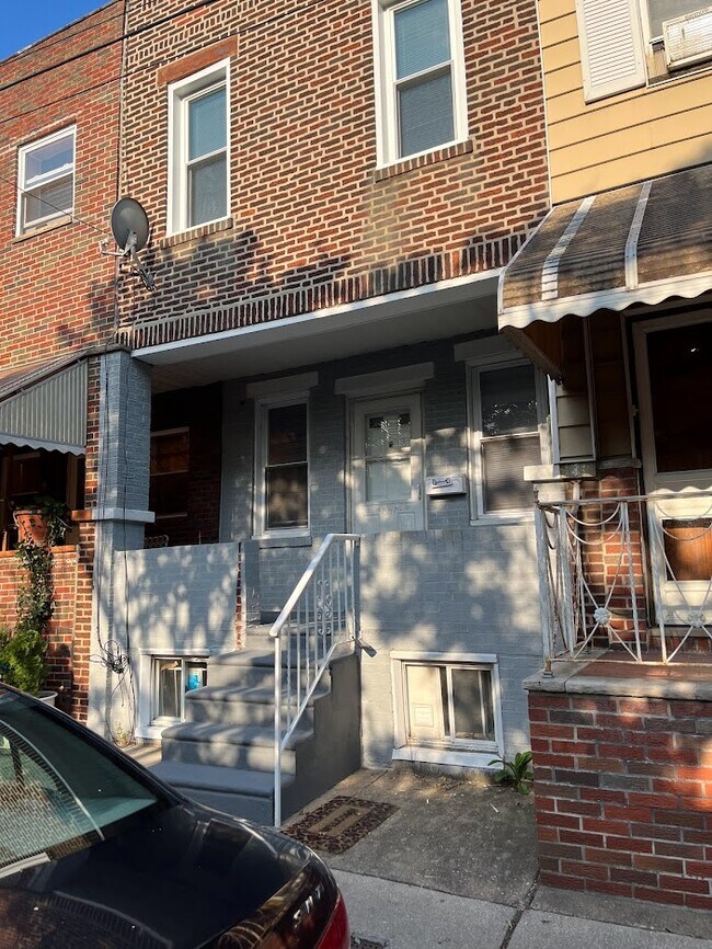 Photo - 2343 S Bucknell St House