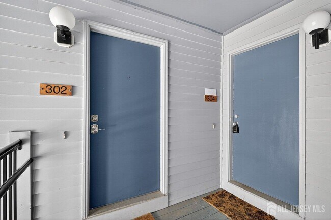 Building Photo - 304 Aspen Dr