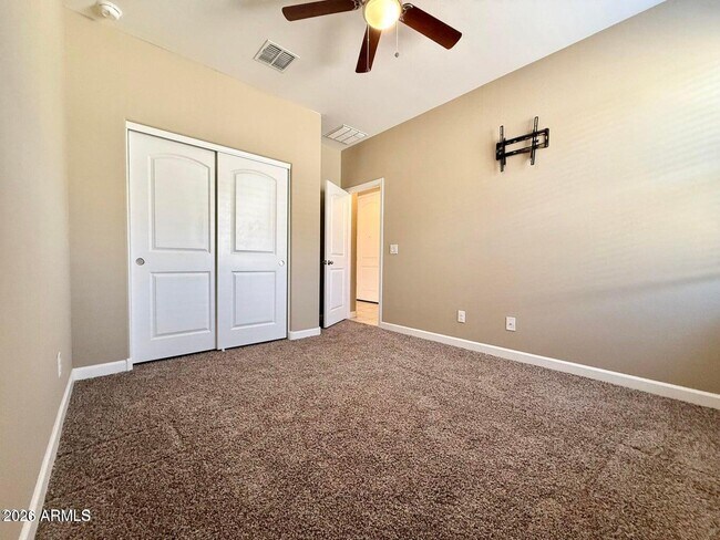 Foto del edificio - 40865 W Hensley Way