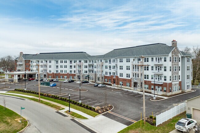 Building Photo - Brookwood Point