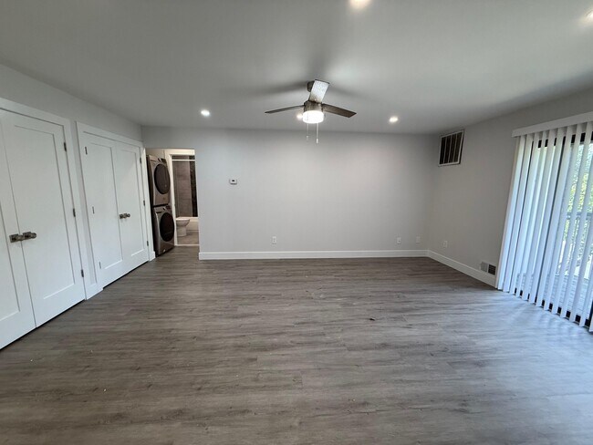 Building Photo - 1255 NJ-166