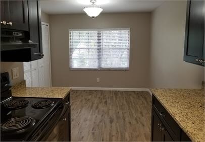 Foto del edificio - 1225 Park Lake St