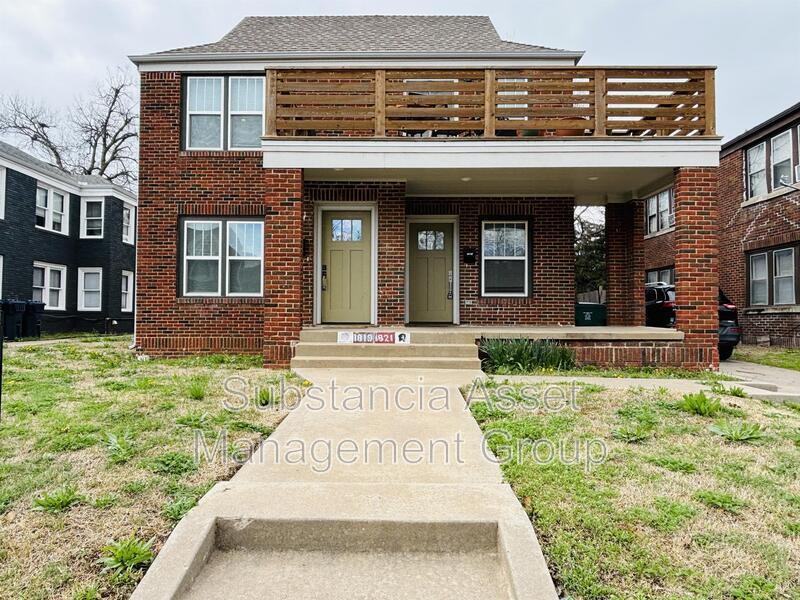 Primary Photo - 1819-1821 N Gatewood Ave