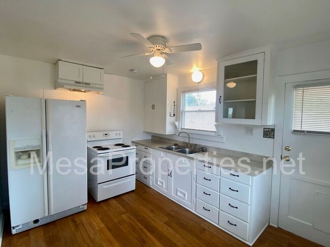 Building Photo - 4432 9th St