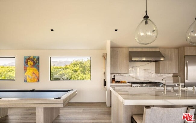 Building Photo - 2532 Canyon Oak Dr