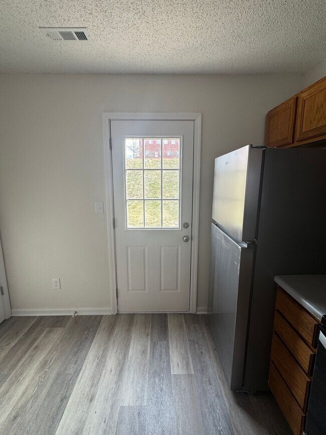 Building Photo - 2012-2014 Arlene Dr.