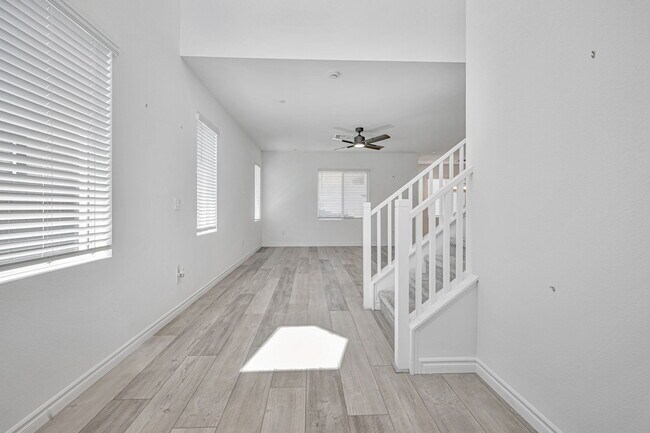 Foto del edificio - 9649 Abel Cliff St