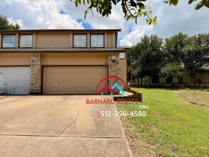 Building Photo - 120 Crest Dr
