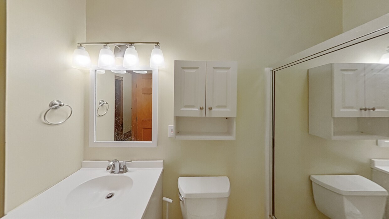 Primary Photo - 6 Carmel St