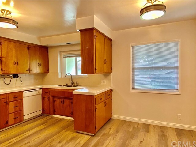 Building Photo - 608 Beverly Dr