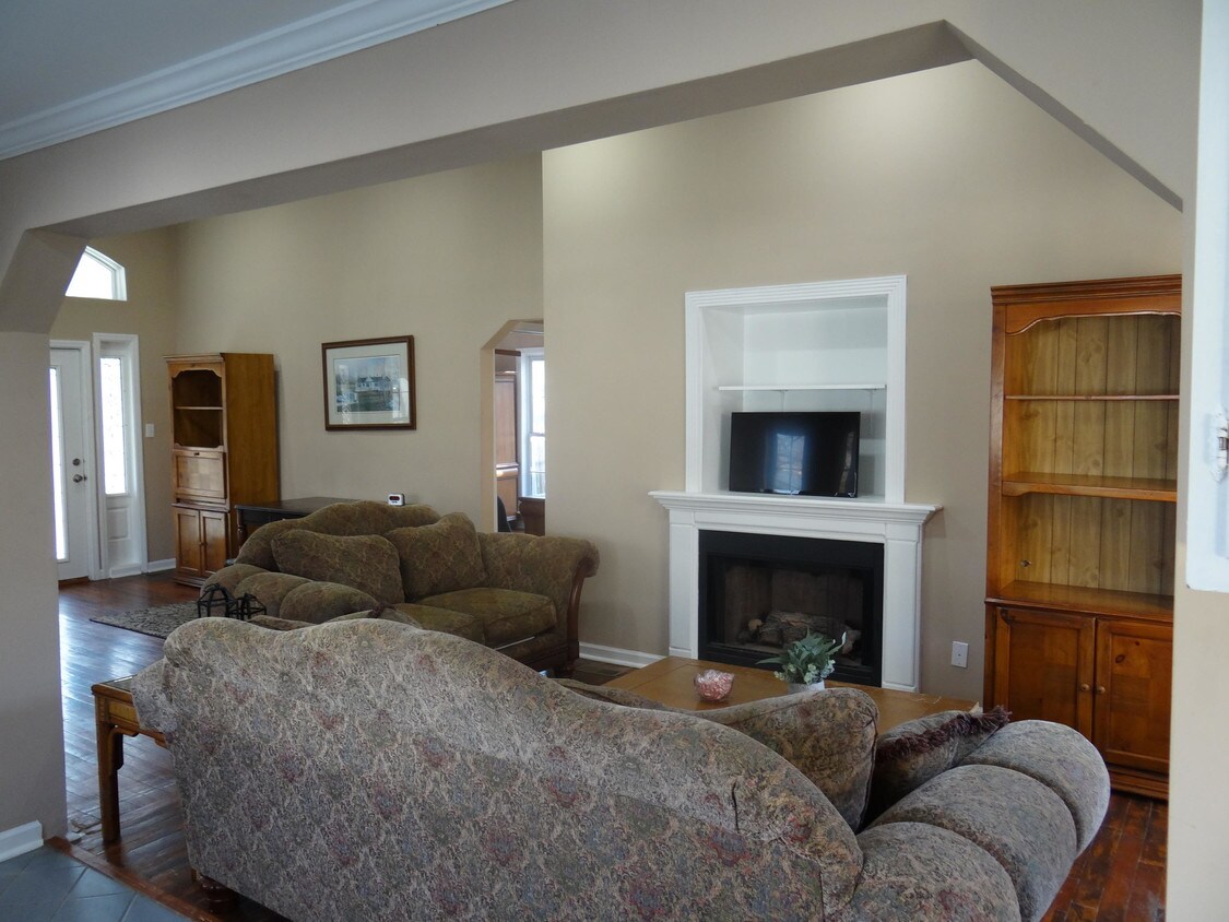 Foto principal - 8006 Igou Gap Rd