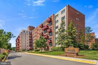 Building Photo - 1830 Columbia Pike