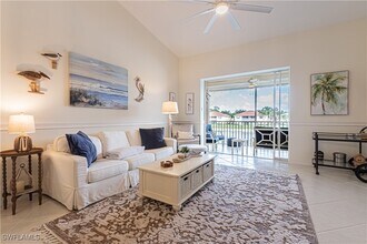 Building Photo - 260 Robin Hood Cir