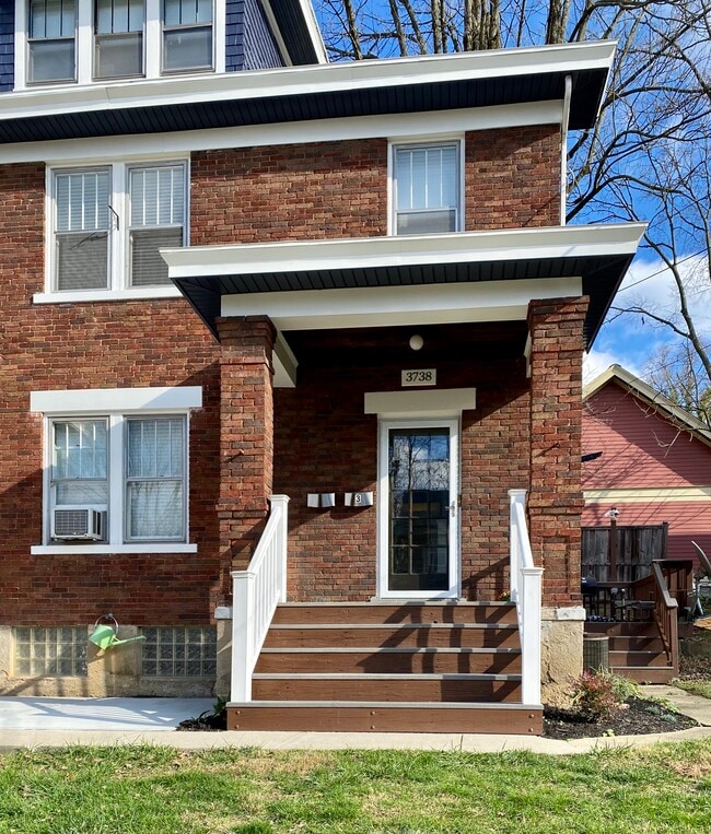 Building Photo - 3738 Andrew Ave