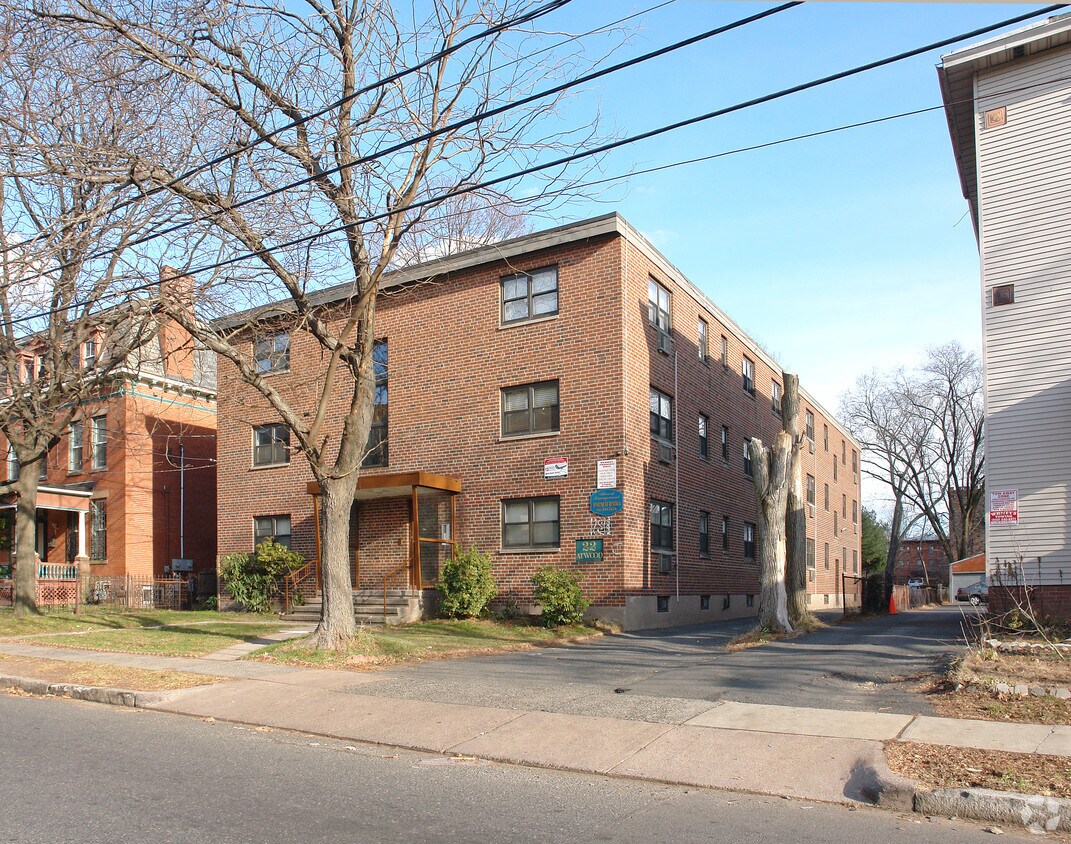 Primary Photo - 22 Atwood St