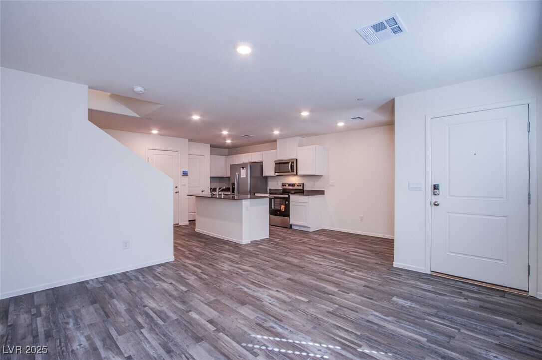 Foto principal - 4949 Fern Mesa Ave