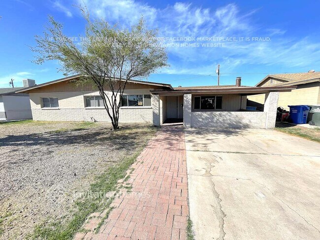 Building Photo - 3416 W Poinsettia Dr