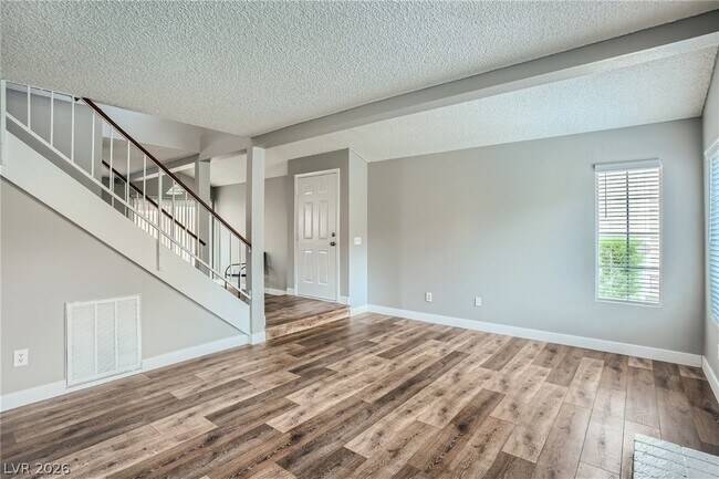 Foto del edificio - 2910 Currant Ln