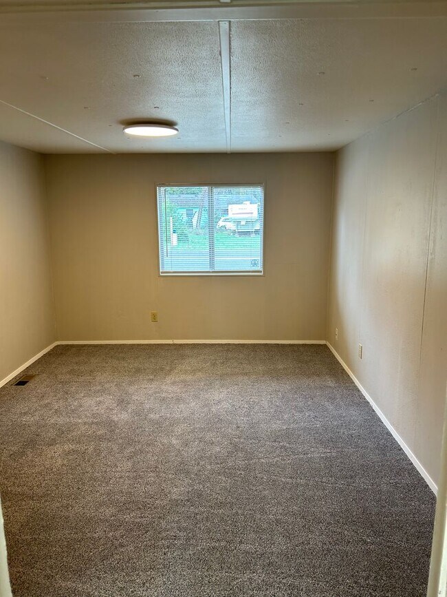 Foto del edificio - 2 Bedroom 1 Bath Single-level home
