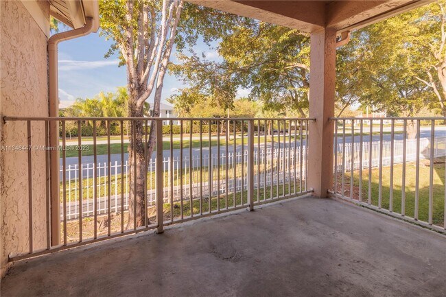 Building Photo - 15821 SW 104th Terrace