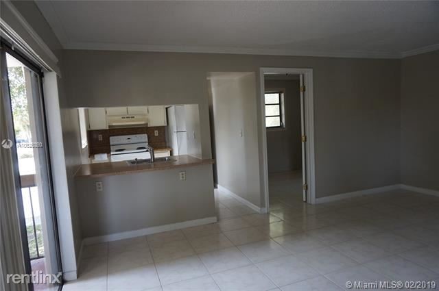 Foto del edificio - 3 br, 2 bath Condo - Kendall Lakes East Patio