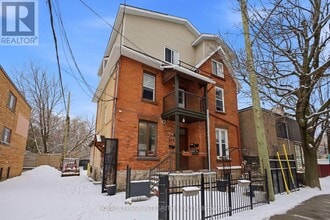 Building Photo - 172 Cobourg St