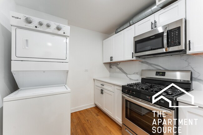 Foto del edificio - 3838 W George St