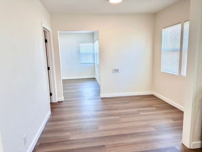 Foto del edificio - Fully Renovated 3 Bedroom Home