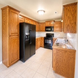 Building Photo - 3491 W Clearwood Dr