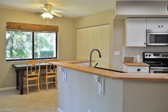 Foto del edificio - Summer Short Term Rental -- Berkshire Lakes -- 2 Bed / 2 Bath -- $1,900/month