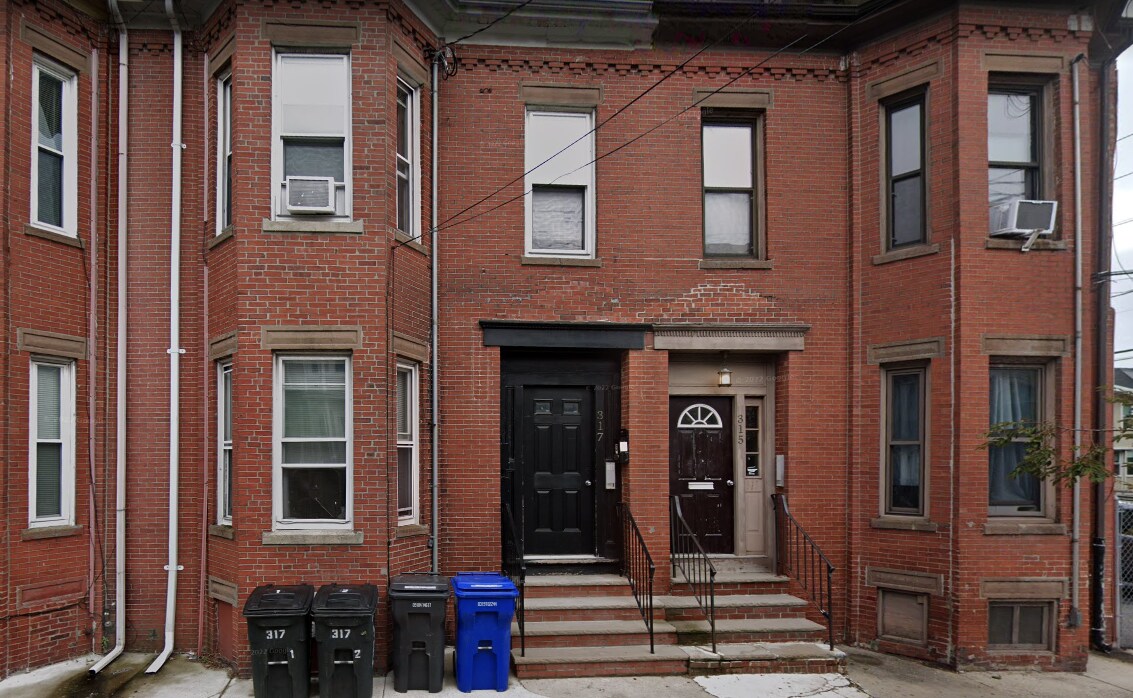317 Spruce St Unit 3, Chelsea, MA 02150 Apartments in Chelsea, MA