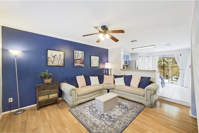 Building Photo - 11901 Swearingen Dr