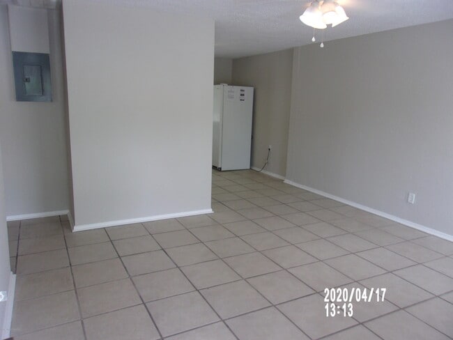 Building Photo - 53 Shady Ln