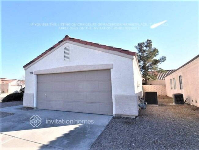 Building Photo - 876 Tollbrook Way