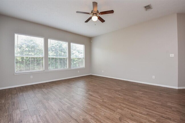 Building Photo - 10858 Redstone Ct