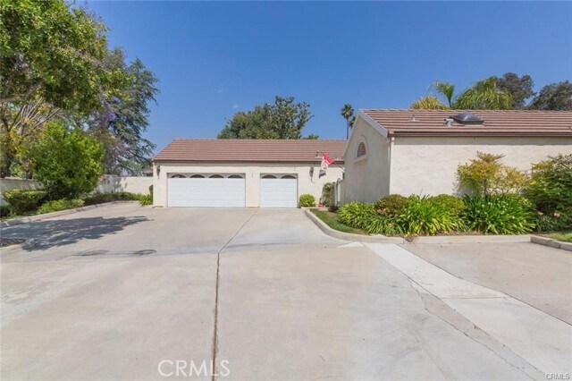 Building Photo - 1802 Prince Albert Dr