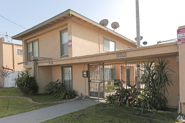 Primary Photo - Vineland Apartments