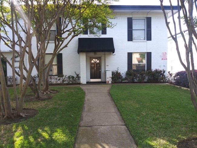 Building Photo - 4510 Abbott Ave