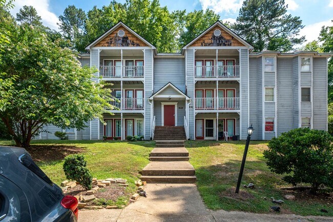 Building Photo - 1311 Park Glen Dr